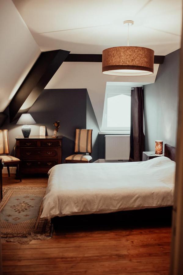 Le Chateau De Balmoral Sart-lez-Spa Bagian luar foto