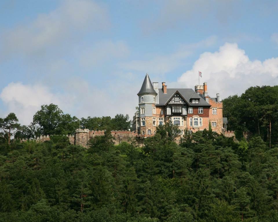Le Chateau De Balmoral Sart-lez-Spa Bagian luar foto